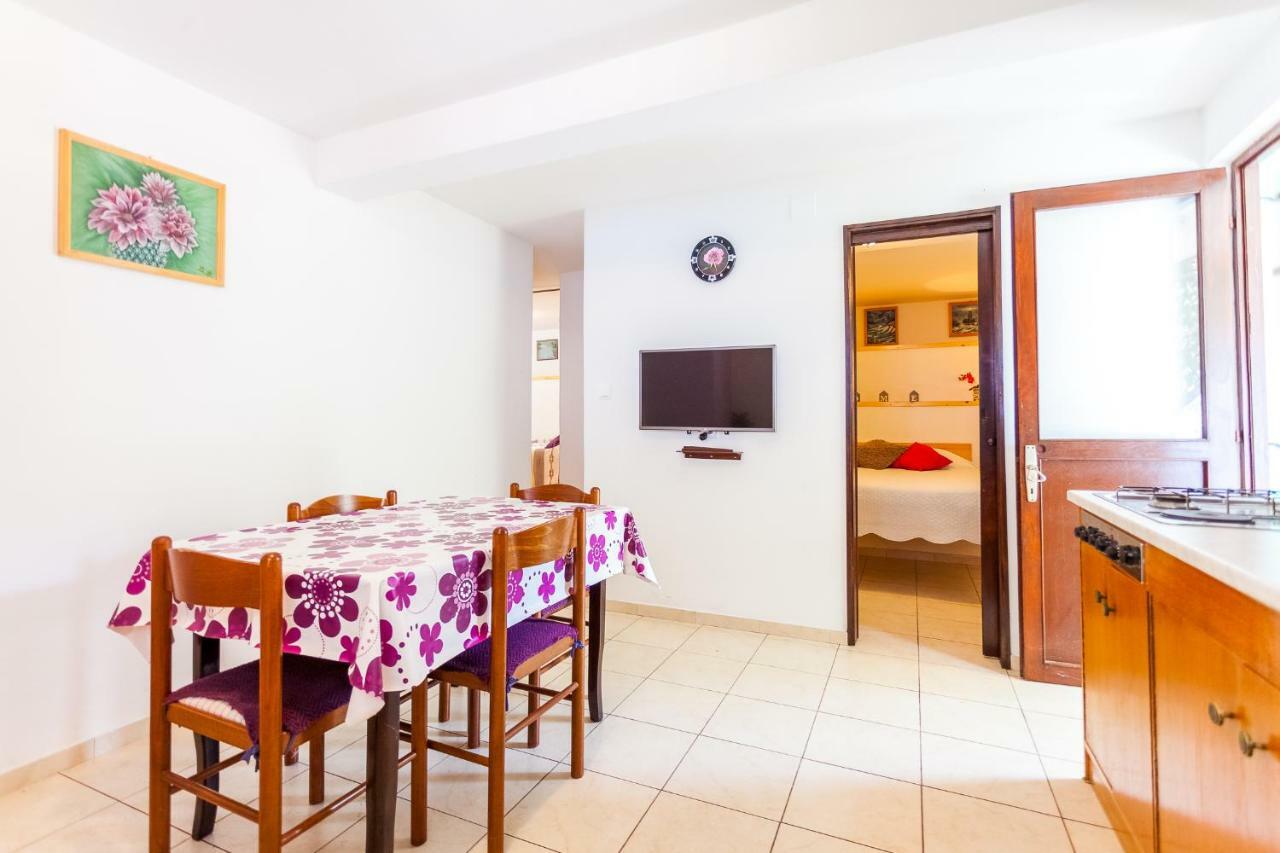 וולה לוקה Apartments Dajna מראה חיצוני תמונה