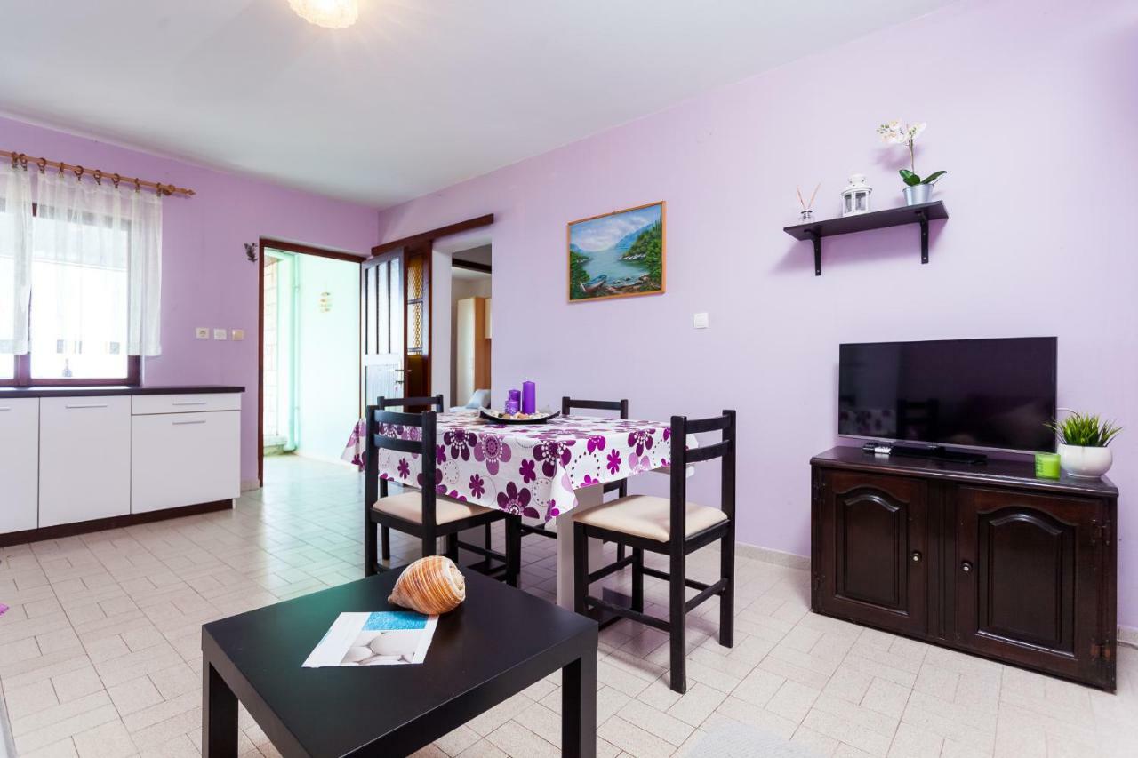 וולה לוקה Apartments Dajna מראה חיצוני תמונה